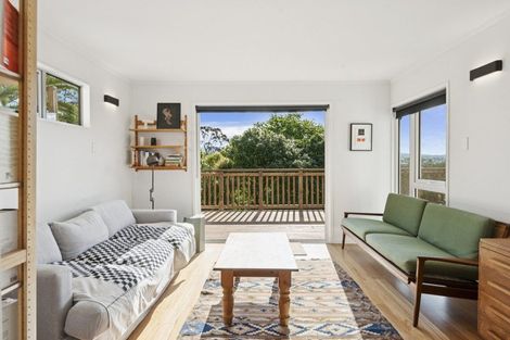 Photo of property in 261 Titirangi Road, Titirangi, Auckland, 0604