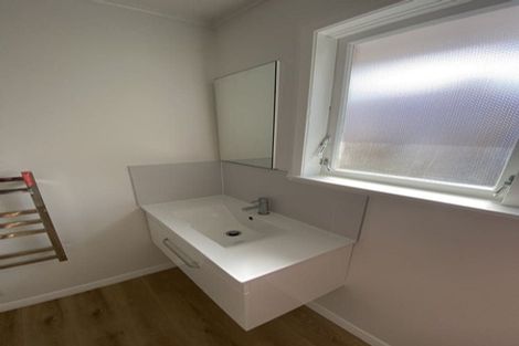 Photo of property in 2/8 Bowling Avenue, Epsom, Auckland, 1023