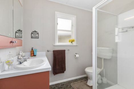 Photo of property in 78 Hine Road, Wainuiomata, Lower Hutt, 5014