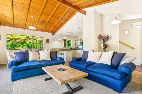 Photo of property in 59 Western Road, Laingholm, Auckland, 0604