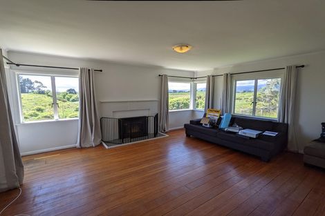 Photo of property in 501 Waikawa Beach Road, Manakau, Levin, 5573