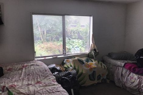 Photo of property in 1/8 Maplesden Drive, Clendon Park, Auckland, 2103