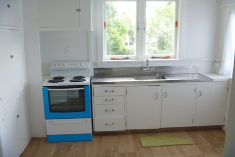 Photo of property in 11 Wood Street, Papakura, 2110