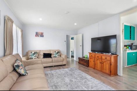 Photo of property in 31 Virgo Place, Glen Eden, Auckland, 0602