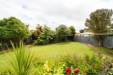 Photo of property in 32 Parkland Crescent, Terrace End, Palmerston North, 4410