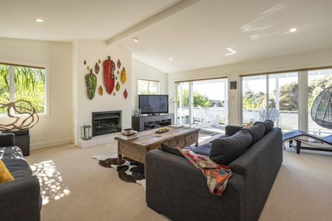 Photo of property in 2 Edith Place, Omaha, Warkworth, 0986