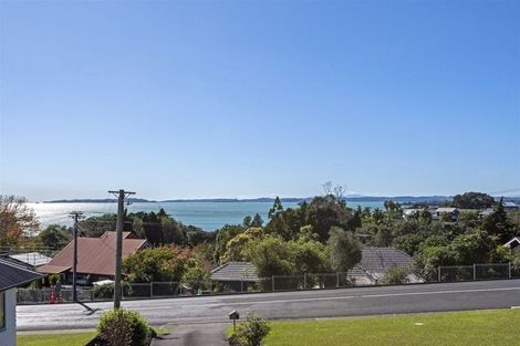 Photo of property in 69 Pah Road, Cockle Bay, Auckland, 2014