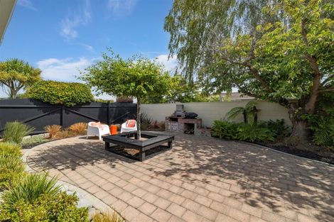 Photo of property in 325 Sawyers Arms Road, Bishopdale, Christchurch, 8053