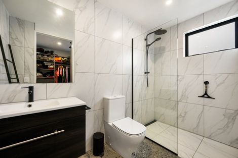 Photo of property in 6 Mcneil Crescent, Wanaka, 9305