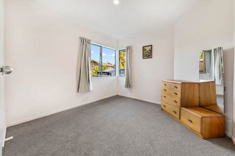 Photo of property in 678 Te Atatu Road, Te Atatu Peninsula, Auckland, 0610