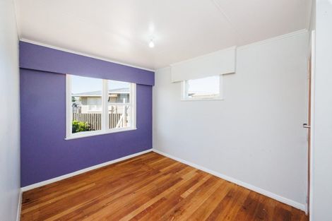Photo of property in 3 Ellesmere Crescent, Highbury, Palmerston North, 4412