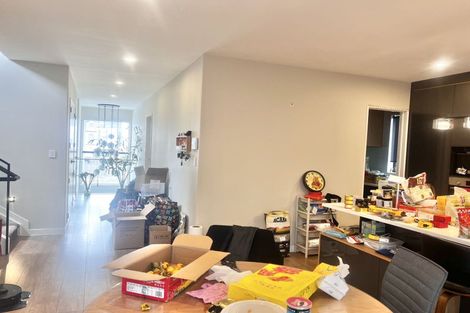 Photo of property in 32 Bendridge Street, Flat Bush, Auckland, 2019