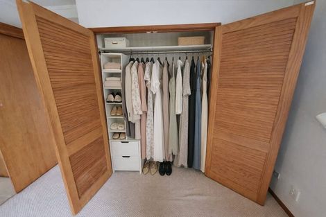 Photo of property in 1/13 Target Road, Totara Vale, Auckland, 0629