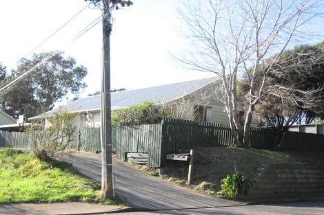 Photo of property in 57 Tiromoana Road, Raumati South, Paraparaumu, 5032