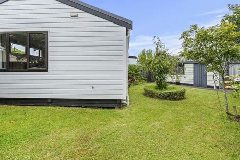 Photo of property in 6 Honnor Place, Hurdon, New Plymouth, 4310