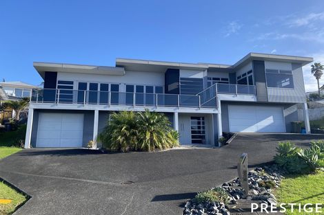 Photo of property in 3 Orewa Heights Crescent, Orewa, 0931
