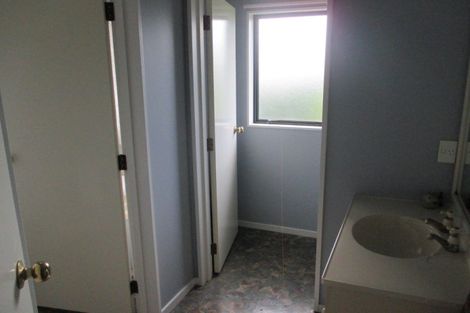 Photo of property in 19 Greenwood Place, Fitzherbert, Palmerston North, 4410