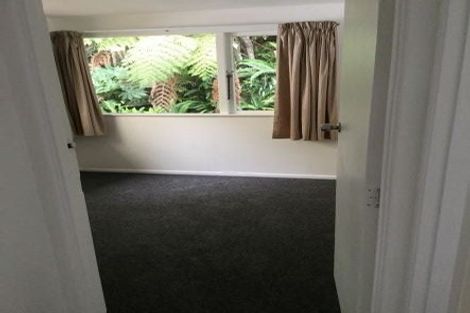 Photo of property in 54 Derwent Crescent, Titirangi, Auckland, 0604