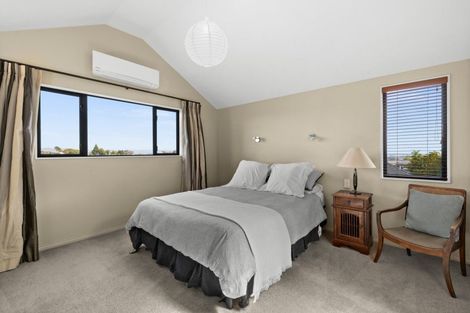 Photo of property in 65 Hikanui Drive, Havelock North, 4130