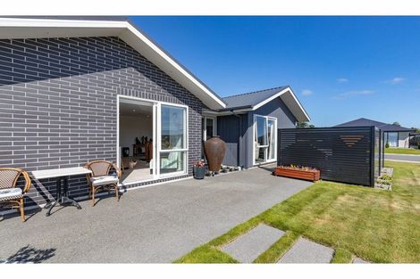 Photo of property in 1 Tara Crescent, Woodend, 7610