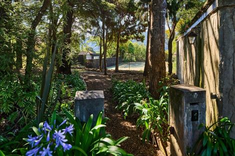 Photo of property in 1a Chatsworth Road, Silverstream, Upper Hutt, 5019