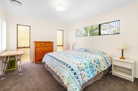 Photo of property in 12 Cooper Road, Stanmore Bay, Whangaparaoa, 0932