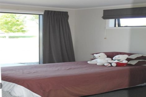 Photo of property in 81 Jumna Road, Maungaturoto, 0587