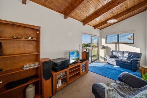 Photo of property in 161 Glenvar Road, Long Bay, Auckland, 0630
