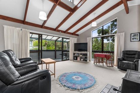 Photo of property in 32 Whangarei Heads Road, Onerahi, Whangarei, 0110