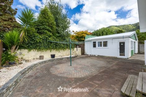 Photo of property in 5 Denver Grove, Totara Park, Upper Hutt, 5018