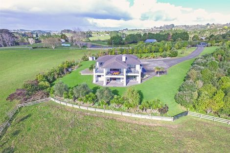 Photo of property in 113 Broomfields Road, Whitford, 2571