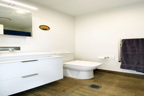 Photo of property in 9/83 Hinemoa Street, Birkenhead, Auckland, 0626