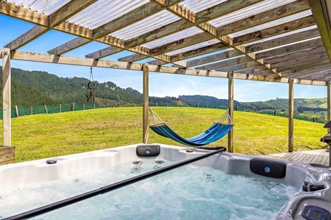 Photo of property in 1098 Woodcocks Road, Kaipara Flats, Warkworth, 0981