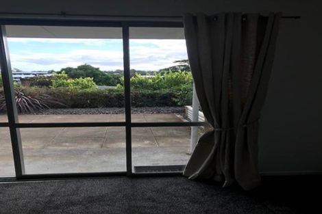 Photo of property in 4/2b Queensway, Three Kings, Auckland, 1024