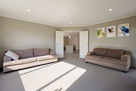 Photo of property in 26 Whitney Place, Rototuna North, Hamilton, 3210