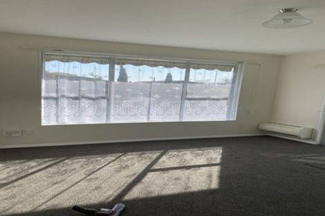Photo of property in 1/10 Valecrest Avenue, Parklands, Christchurch, 8083