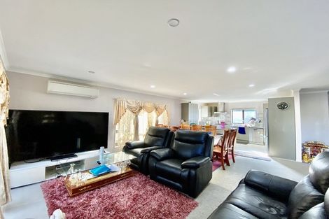 Photo of property in 35a Landon Avenue, Mangere East, Auckland, 2024