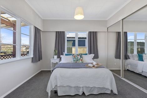 Photo of property in 21 Elizabeth Street, Moera, Lower Hutt, 5010