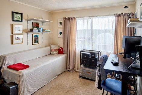 Photo of property in 1/13 Eskdale Road, Papakowhai, Porirua, 5024