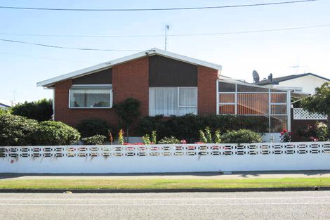 Photo of property in 60 Mountain View Road, Glenwood, Timaru, 7910