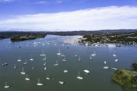 Photo of property in 15 Kakapu Road, Okiato, Russell, 0272