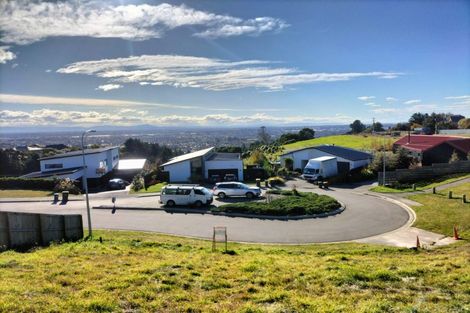 Photo of property in 10 Caldberg Close, Westmorland, Christchurch, 8025