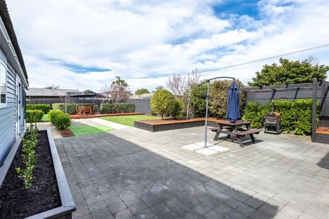 Photo of property in 98 Cavendish Road, Casebrook, Christchurch, 8051