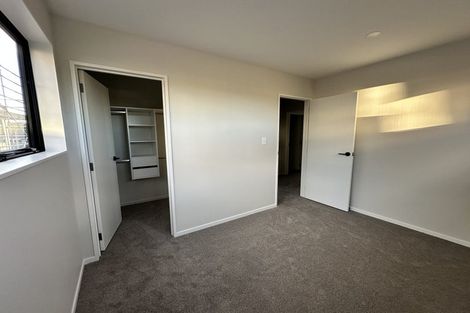 Photo of property in 14d Serjeant Street, Henderson, Auckland, 0612