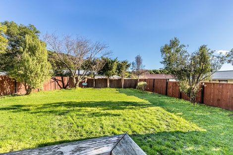 Photo of property in 30 Hookway Grove, Paraparaumu, 5032