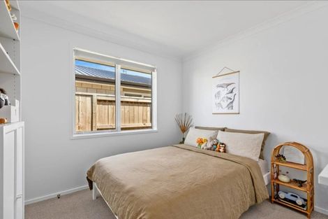 Photo of property in 12 Navy Lane, Papamoa, 3118