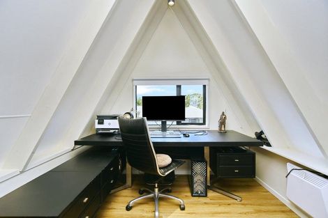 Photo of property in 33 Heyders Road, Spencerville, Christchurch, 8083