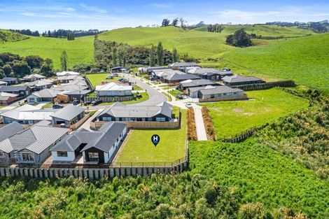 Photo of property in 241 Adler Drive, Ohauiti, Tauranga, 3112