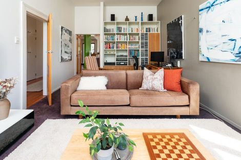 Photo of property in 15 Garfield Street, Brooklyn, Wellington, 6021