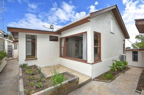 Photo of property in 13 Queen Street, Brighton, Dunedin, 9035
